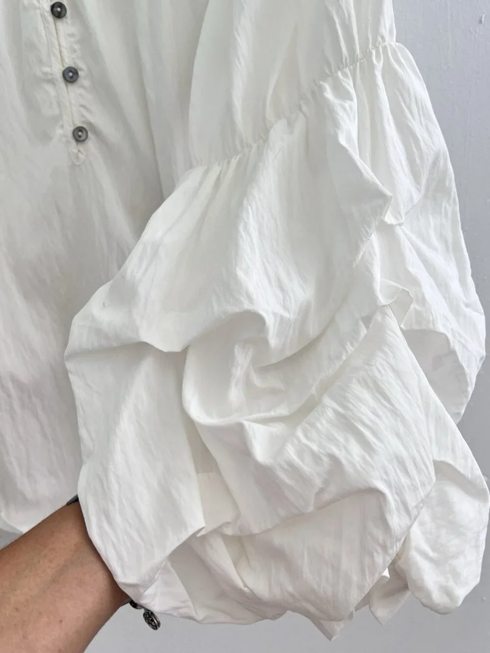 NEW Anthropologie Ruffle Tiered Puff Sleeve Blouse Top White Cottagecore Fairy - Picture 3 of 7